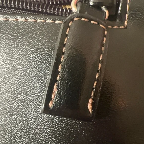 EUC Vintage Mondani New York Black  Handbag Y2K 2000s (D5) - Picture 8 of 8